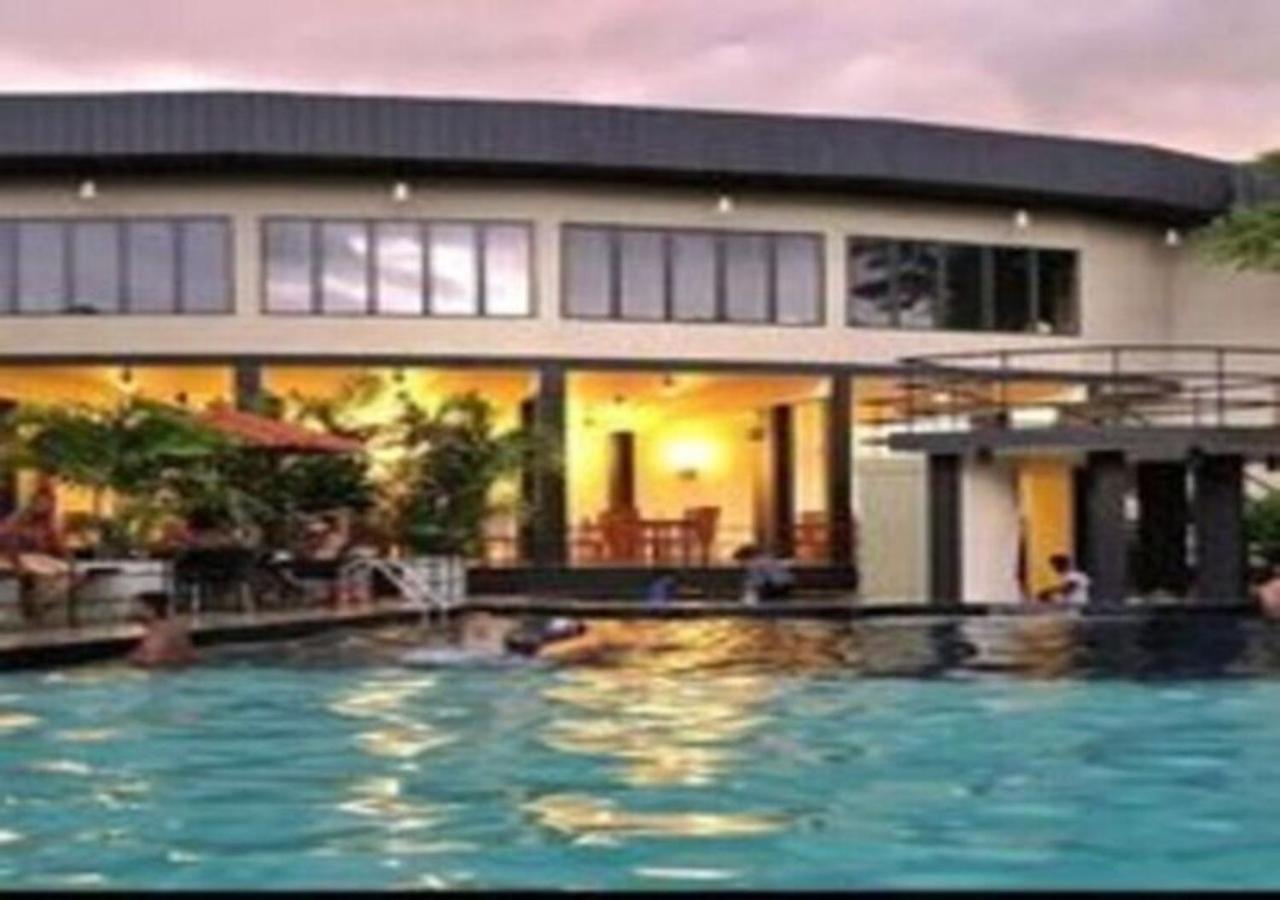Garden Beach Hotel Kalutara Exteriér fotografie